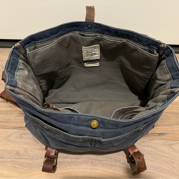 J. Crew Abingdon Messenger Bag - Picture 7 of 9
